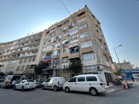 Arve'den Bahçe Mah'de Asansörlü Ve İçi Full Yapılı Masraf. Daire