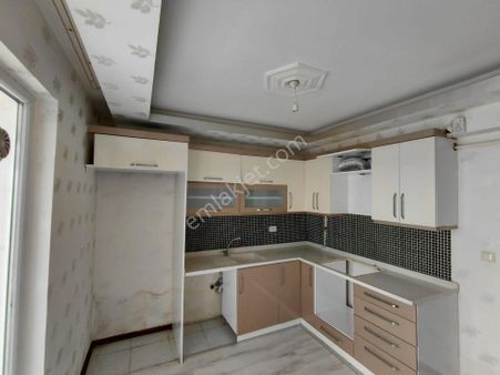 Keçiörende Acil Satılık Kanuni'de Uygun Fiyatlı Masrafsız 3+1!