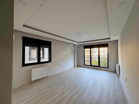 Pendik Batı Mahallesi Palmiye'de 3+1 Satılık Daire