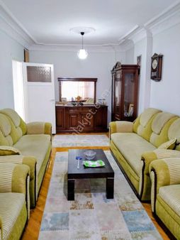 19 Mayıs Caddesi Üzeri Satılık Ve Kiraliık Eşyalı 2+1 Daire