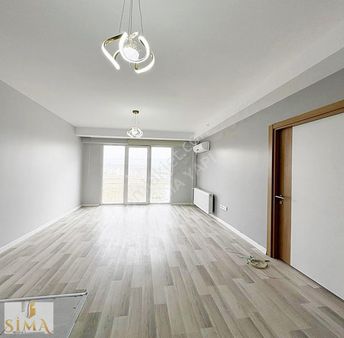 Metrobüse Yürüme Mesafesinde Site İçinde Ultra Lüx 1+1 Kiralık