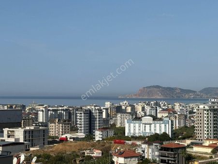 Alanya Mahmutlar'da Deniz Manzaralı Satılık Eşyalı 2+1 Daire