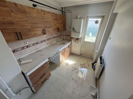 Akşemsettin Mah'de 3+1 Ara Katta Merkezi Konumda Daire!