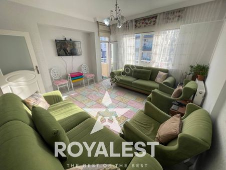 Royalest'ten Akkent Merkezinden Arakat Bakımlı 2+1