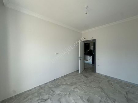 Alanya Mahmutlar'da Sıfır Satılık 1+1 Daire
