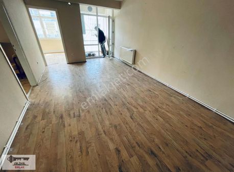 İzmir Konak Hatay Kiralık Daire 2+1 Noktada