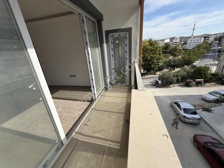 Kuşadası Davutlar Satılık Kat Mülkiyet Tapulu 2+1 Daire