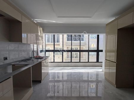 Yükseltepe'de Sıfır Binada Full+full Yapılı 4+1 Daire!
