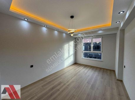 Sümbüller'den Tombakzade Yakını Köşe Z.ısıtmalı Spor Tasarım 2+1