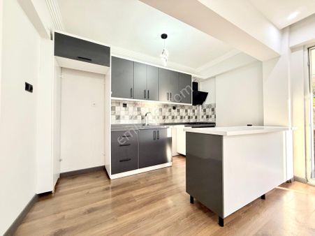 ▶ ▶ Akçay Körfez'den Ön Cephe Geniş Kullanımlı 3+1 Satılık Daire