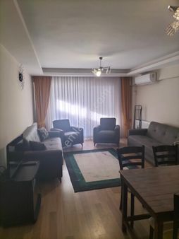 Davutlar Merkezde Full Eşyalı 140 M2 Kalöriferli, Klimalı 3+1 Kiralık Daire