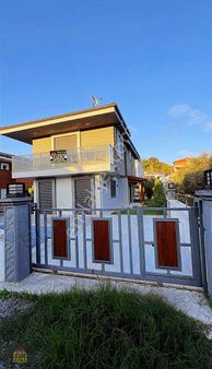 Kuşadası Davutlar Da 4+1 Tam Müstakil Havuzlu Villa Satılık