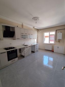 Adliye Ve Şehir Hastanesi Fetih Caddesi Yakını Kiralık 3+1 Daire