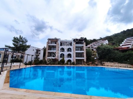 Didim Akbük Te Satılık Deniz Ve Doğa Manzaralı 3+1 Geniş Daire