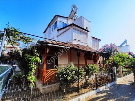 Akbük Merkezde 3+1 Full Eşyalı Tripleks Yazlık