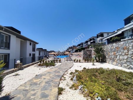 Akbük Te Satılık 2+1 Bahçekat Full Eşyalı Daire Kaçmaz !!!