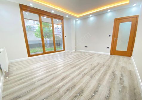 _ala_idealtepe Sahil'de Ayrı Mutfak Bahçeli 2+1 Lüx Daire