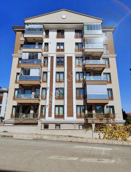 Lotus'tan Nazmi Saatçi De 135 M2 3+1 Satılık Lüks Daire