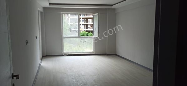 İnegöl Cerrah Mahallesi Kiralık Daire 2+1 90 M2 Brüt