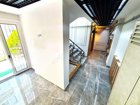 𝄞melodi'den Altınkum Merkez'de Yerden Isıtmalı Asansörlü Çift Banyolu Muazzam Detaylı 2+1 Dublex