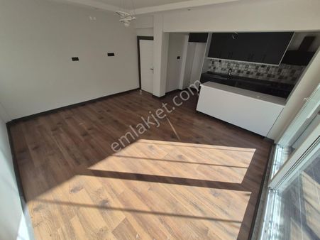 Poyraz Gayrimenkul'den Akçay'da Satılık Yüksek Giriş 3+1 Daire