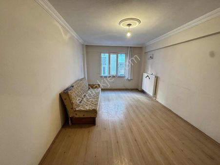 Reşadiye Mh De Satılık Uyguna 3+1 Daire