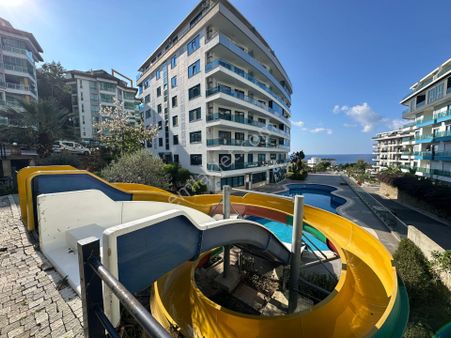 Kargıcak'ta Site İçerisinde Deniz Manzaralı 2+1 Eşyasız Daire