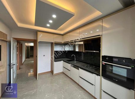 ➡️sadece Cadde'den Şık Ve Modern Tasarım 3+1 Satılık Daire