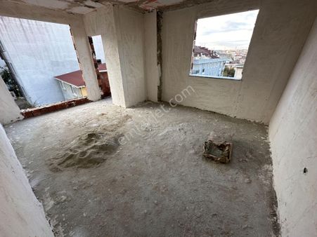 Satılık Sıfır 2+1 85 M2 Ara Kat Daire Yunus Emre Mahallesi