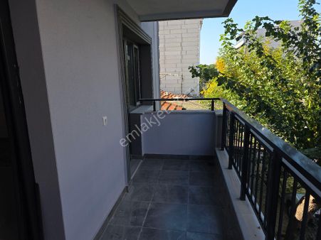 Kurtuluş Mah Pazaryetine Yakın