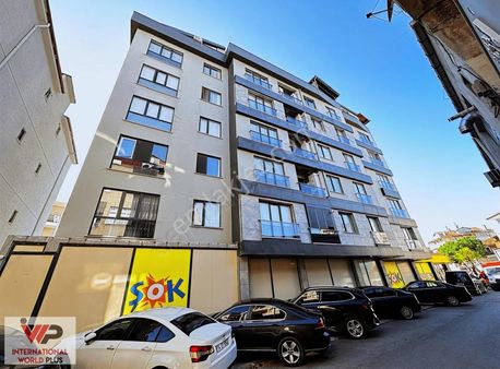 Tuzla İçmeler Mahallesi'nde Satılık 3. Kat 2+1 Satılık Daire