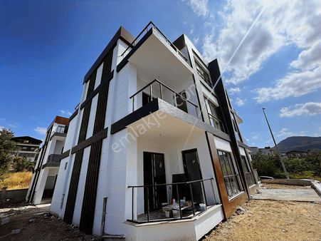 Nilüfer Demirci Mah Satılık 230m2 Villa