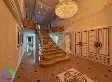 Ultra Lüks 480 M² Dubleks 5+2 Esenyurt Cumhuriyet'te