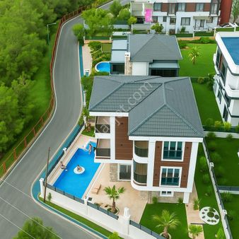 Lebî Derya Denize Sıfır Müstakil Havuzlu Lüks Veşık Yazlık Villa