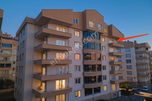 Mudanya Halitpaşa Da Satılık Havuzlu 5+1 Dubleks Daire