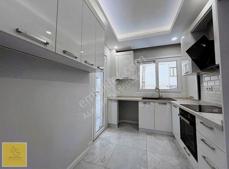 Göztepe Bahariyeli Sokakta Yatırımlık İçi Yenilenmiş 2+1 Daire