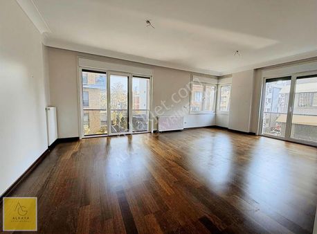 Alkaya'dan Çiftehavuzlar'da Satılık 3+1 Boş Daire Caddeye 2.bina