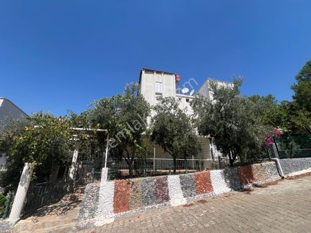 Aydın Akbük'te Satılık Deniz Manzaralı 3+1 Eşyalı Yazlık