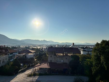 Karaçulha Mahallesinde Yeniyapı 2+1 Ayrı Mutfak Çift Banyolu Kiralık Daire