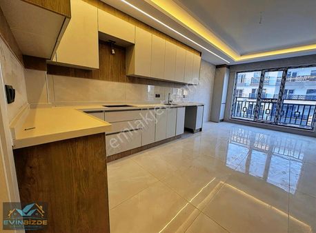 Keçiörende Sıfır Mega Lük Yapılı 3+0 Orta Katta Cadde Yakın