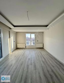 Kethüda Mahallesi Medigün Hastanesi Yakını 5+1 260 M2 Dublex