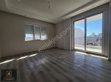 Çamlıbel De 2+1 Arakat Daire