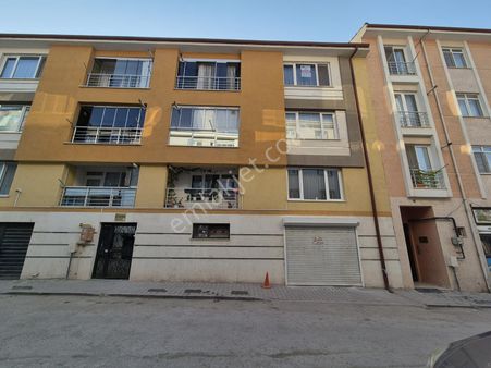 Rw Milyon'dan Çamlıca Mahallesinde 3+1 Satılık Daire