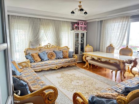 5+1 Ayrı Mutfak Duplex Daire