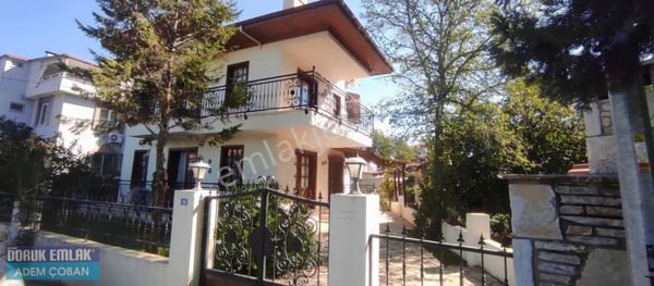 Ortaca Cumhuriyet Mh 300 M2 Arsa İçerisinde 2 Katlı Mustakil Ev