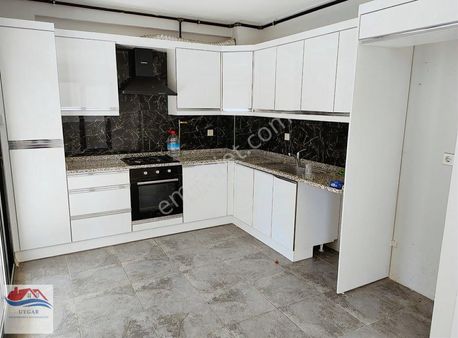 Menemen Seyrek Üniversite Yakını Kiralık Bahçeli 2+1 Daire