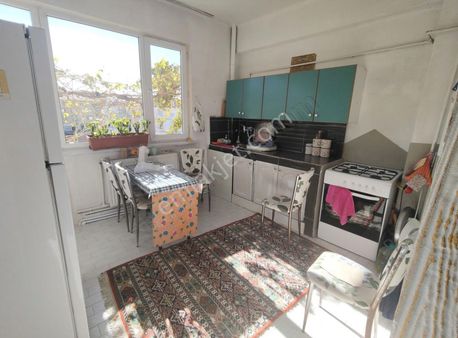 Koyunoğlu'nda Acil Satılık 2+1 Daire