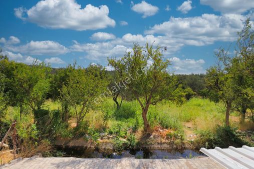 🛑🛑aktif'ten Fırsat Satılık Doğa Manzaralı Ferah Ve Aydınl.ık Geniş 2+1 Daire