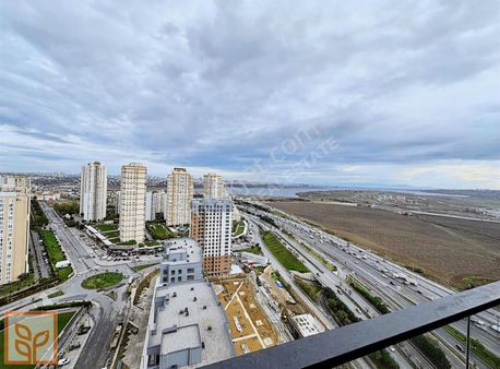 Modern Yaka Yetkili Kiralama Ofisinden Yüksek Kat 1+1 Kiralık