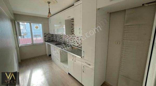 Dilşikar Mah. Cadde Üstü Arakat Masrafsız 3+1 Daire